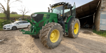 JD 6210R