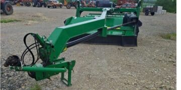 John Deere 530